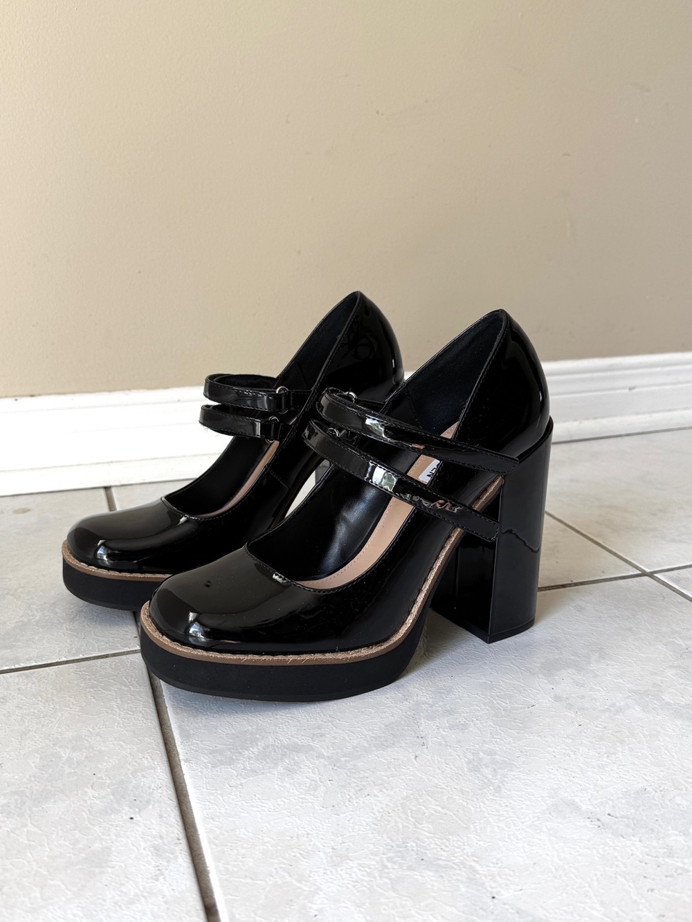 Steve Madden, Black Twice Mary Jane Platform Pump, Size: 9